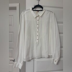 NWT Pilcro Tuxedo Blouse